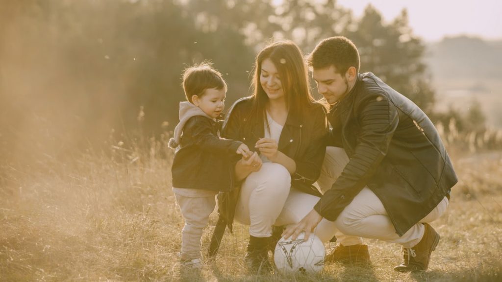 Actividades para Fortalecer los Vínculos Familiares Actividades para Fortalecer los Vínculos Familiares
